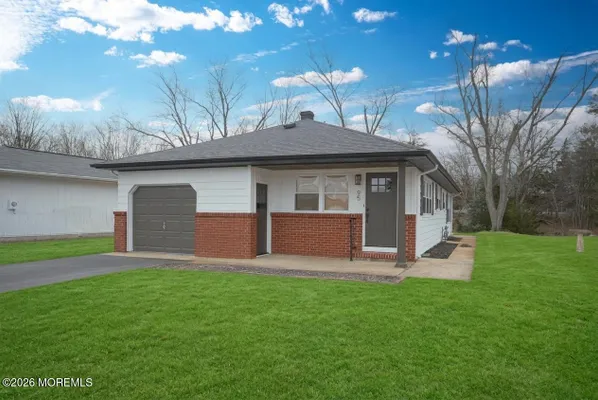 Property Slideshow image 2 of 38 | 95 barbados dr, Toms River, NJ, 08757