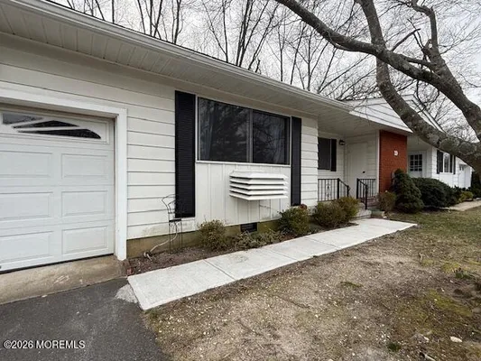 Property Slideshow image 3 of 23 | 19 b florida dr, Whiting, NJ, 08759