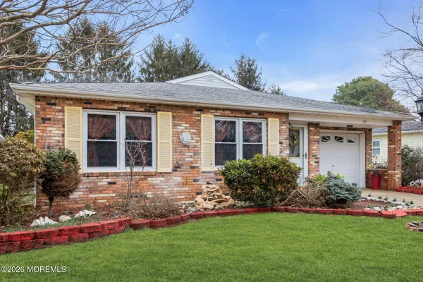 Property Slideshow image 2 of 40 | 22 abbey rd, Brick, NJ, 08723