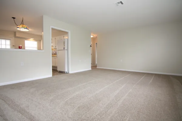 Property Slideshow image 3 of 13 | 463d portsmouth dr 1004, Lakewood, NJ, 08701