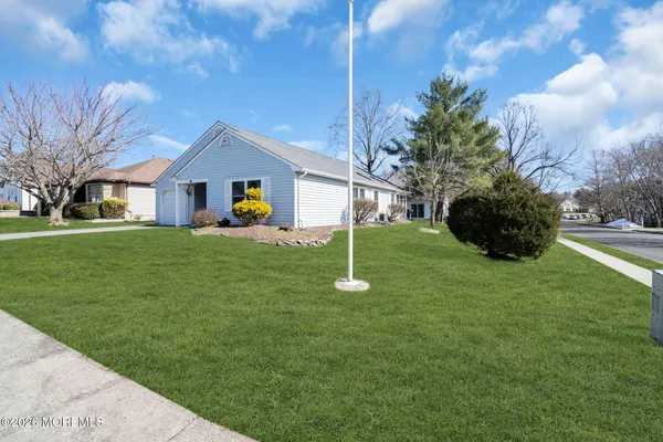 Property Slideshow image 2 of 27 | 1 woodchuck ln, Brick, NJ, 08724