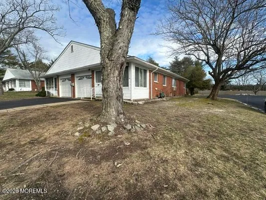 Property Slideshow image 3 of 13 | 517 b lilac ln, Whiting, NJ, 08759