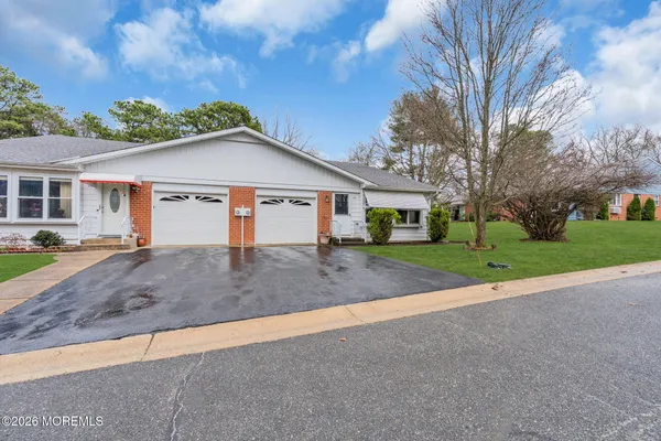 Property Slideshow image 3 of 30 | 26 b moccasin dr b, Whiting, NJ, 08759