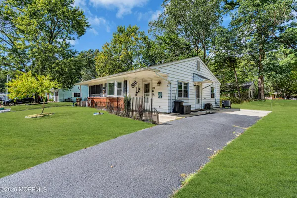 Property Slideshow image 2 of 16 | 36a arizonia ave, Whiting, NJ, 08759