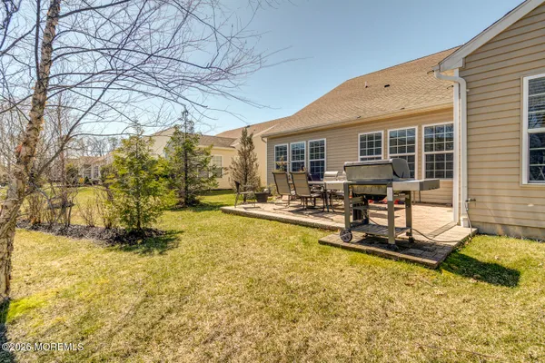 Property Slideshow image 3 of 26 | 29 w da vinci way, Farmingdale, NJ, 07727