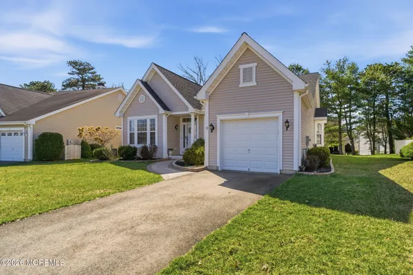 Property Slideshow image 3 of 58 | 11 timberlake pl, Barnegat, NJ, 08005