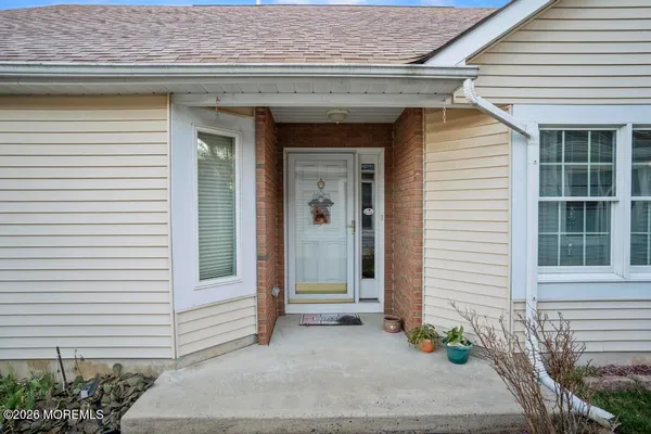 Property Slideshow image 3 of 38 | 2287 coral leaf rd, Toms River, NJ, 08755