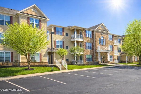 Property Slideshow image 2 of 44 | 224 sophee ln, Lakewood, NJ, 08701