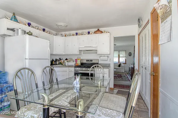 Property Slideshow image 2 of 16 | 29 green dr, Toms River, NJ, 08755