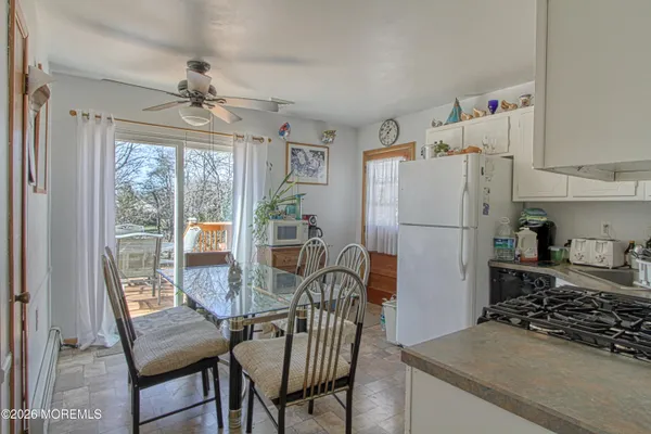 Property Slideshow image 3 of 16 | 29 green dr, Toms River, NJ, 08755