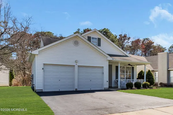 Property Slideshow image 2 of 53 | 8 cedar village blvd, Brick, NJ, 08724