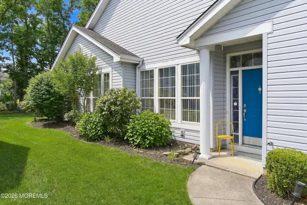 Property Slideshow image 3 of 57 | 148 sylvan lake blvd, Bayville, NJ, 08721