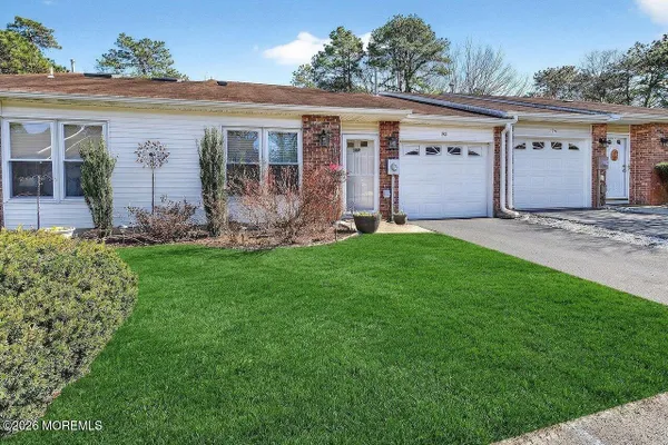 Property Slideshow image 2 of 45 | 192 victoria ct, Lakewood, NJ, 08701