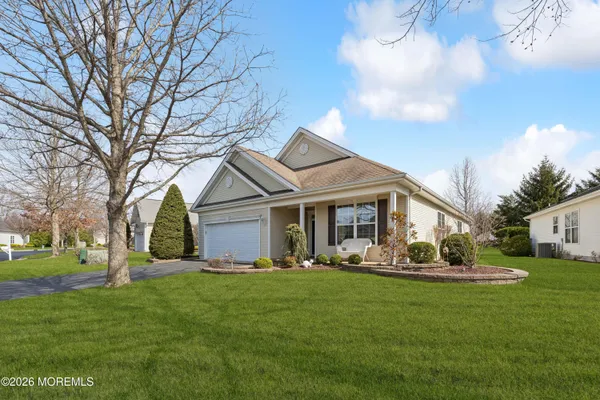 Property Slideshow image 2 of 29 | 101 huntington dr, Jackson, NJ, 08527