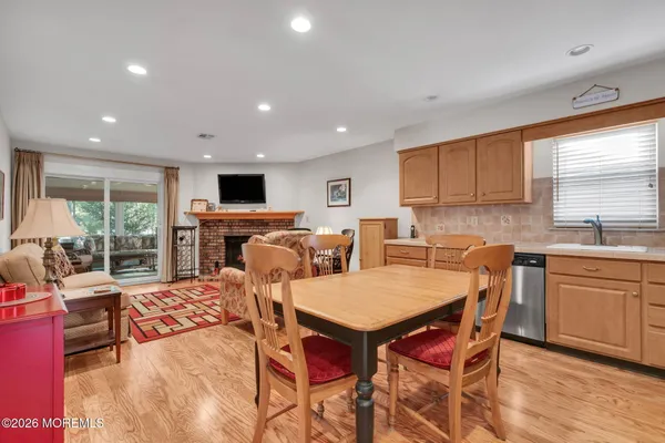 Property Slideshow image 3 of 26 | 75 mansfield dr, Brick, NJ, 08724