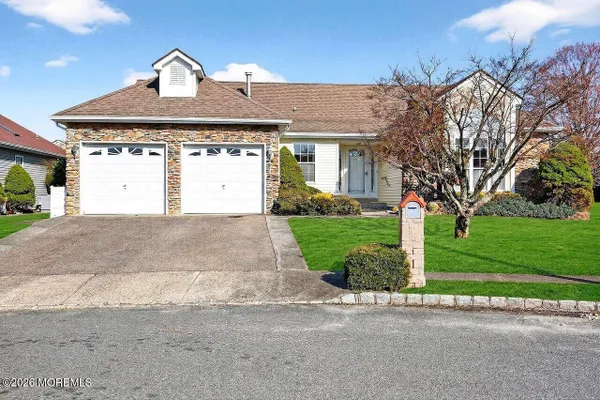 Property Slideshow image 3 of 32 | 5 cordoba ct, Toms River, NJ, 08757