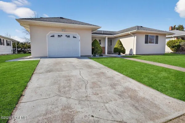 Property Slideshow image 2 of 39 | 20 marathon st, Toms River, NJ, 08757