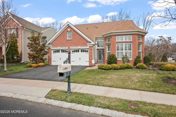 Property Slideshow image 2 of 51 | 188 campbell ct, Shrewsbury Boro, NJ, 07702