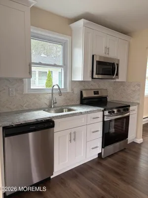 Property Slideshow image 3 of 14 | 36 westport dr 71, Whiting, NJ, 08759