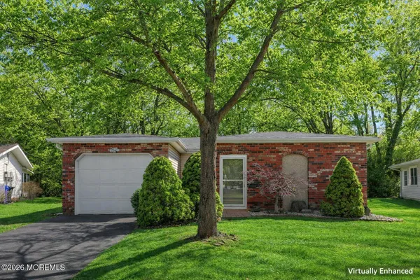 Property Slideshow image 2 of 43 | 62 baser ln, Brick, NJ, 08724