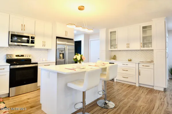 Property Slideshow image 3 of 30 | 8 abbey ln, Manchester, NJ, 08759