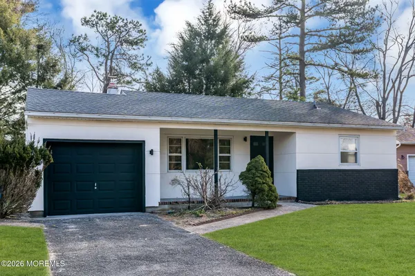 Property Slideshow image 2 of 42 | 6 stanford dr, Toms River, NJ, 08757