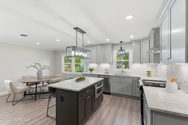 Property Slideshow image 3 of 43 | 266 westbrook dr, Toms River, NJ, 08757