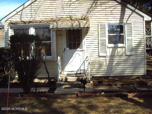 Property Slideshow image 2 of 17 | 1 quincy dr d, Whiting, NJ, 08759