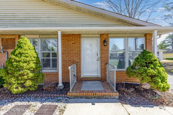Property Slideshow image 2 of 25 | 43a magnolia rd, Manahawkin, NJ, 08050