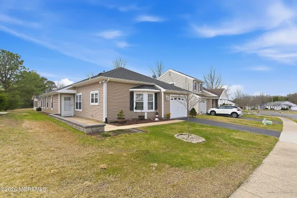 Property Slideshow image 3 of 35 | 147 pine oak blvd, Barnegat, NJ, 08005
