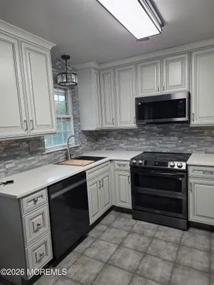 Property Slideshow image 3 of 27 | 128-d buckingham dr, Manchester, NJ, 08759