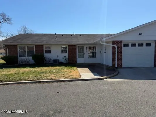 Property Slideshow image 3 of 24 | 293b malvern ct, Lakewood, NJ, 08701