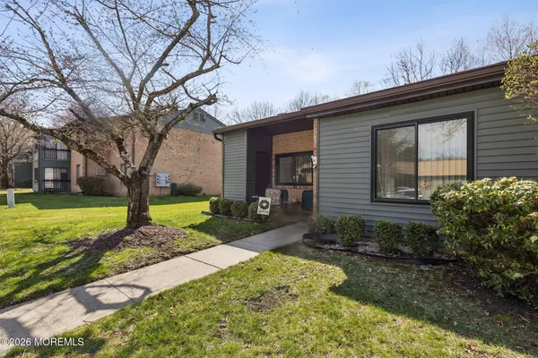 Property Slideshow image 2 of 17 | 232 medford ct a, Manalapan, NJ, 07726