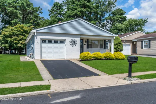 Property Slideshow image 3 of 45 | 15 encinitas dr, Toms River, NJ, 08757