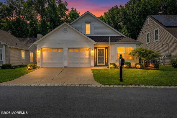 Property Slideshow image 2 of 45 | 18 angus ct, Jackson, NJ, 08527