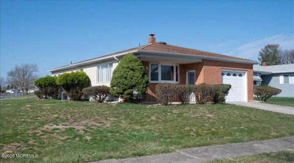 Property Slideshow image 3 of 31 | 57 liberta dr, Toms River, NJ, 08757