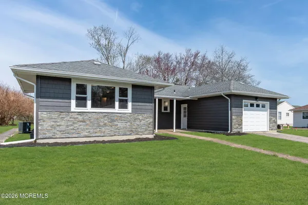 Property Slideshow image 2 of 56 | 62 barbados dr, Toms River, NJ, 08757