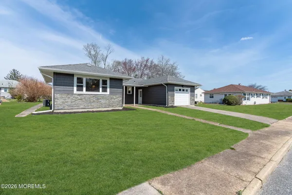 Property Slideshow image 3 of 56 | 62 barbados dr, Toms River, NJ, 08757