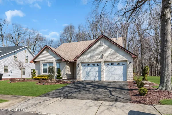 Property Slideshow image 3 of 40 | 108 murray hill ter, Marlboro, NJ, 07746