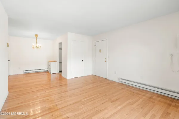 Property Slideshow image 3 of 42 | 154 cross slope ct g, Manalapan, NJ, 07726