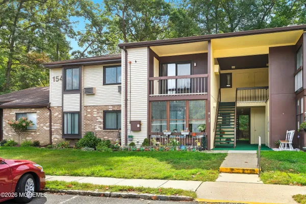 Property Slideshow image 2 of 42 | 154 cross slope ct g, Manalapan, NJ, 07726