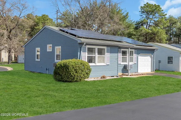 Property Slideshow image 2 of 40 | 55 westport dr 71, Whiting, NJ, 08759