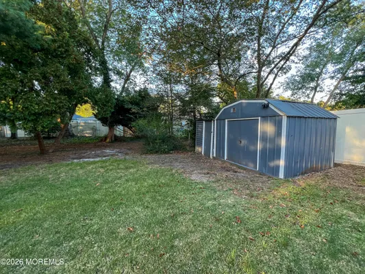 Property Slideshow image 2 of 9 | 16 catskill ct, Toms River, NJ, 08753