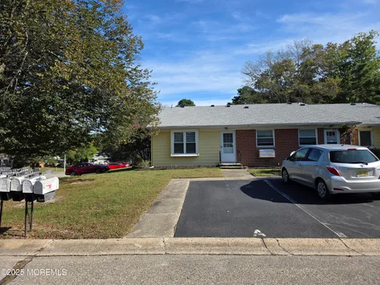 Property Slideshow image 2 of 13 | 5 alden ct a, Whiting, NJ, 08759