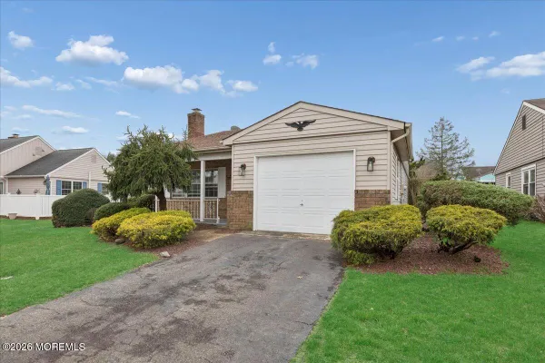 Property Slideshow image 3 of 28 | 15 buckingham dr, Manchester, NJ, 08759