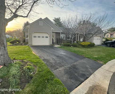 Property Slideshow image 2 of 24 | 10b molly pitcher ct, Monroe, NJ, 08831