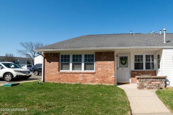 Property Slideshow image 2 of 24 | 1 connecticut ct 843, Matawan, NJ, 07747