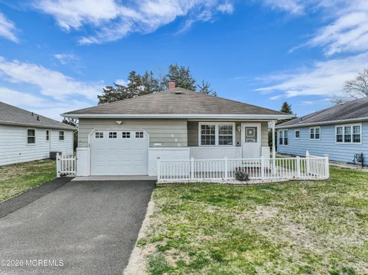 Property Slideshow image 2 of 21 | 496 saint thomas dr, Toms River, NJ, 08757