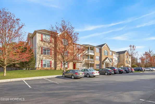 Property Slideshow image 2 of 28 | 337 sophee ln, Lakewood, NJ, 08701