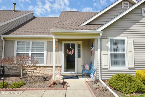 Property Slideshow image 3 of 64 | 2426 crisfield st, Toms River, NJ, 08755
